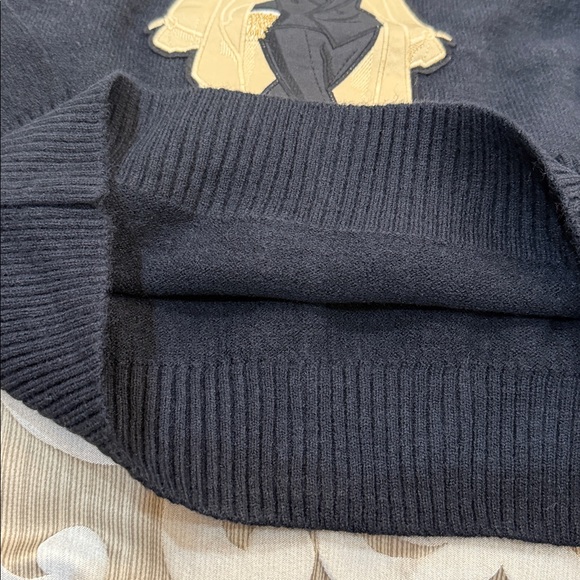 Cute Black Sweater with Bear Design it’s NOT Ralph Lauren - Picture 8 of 10